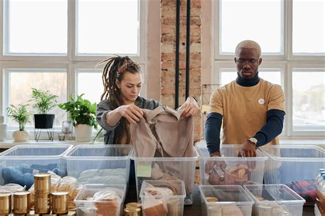 Charity vs Social Enterprise: Pros and Cons .